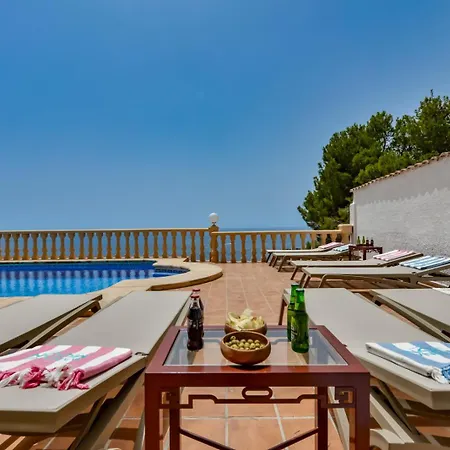 El Faro - Managed By Almarina Villa
