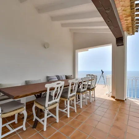 El Faro - Managed By Almarina Villa